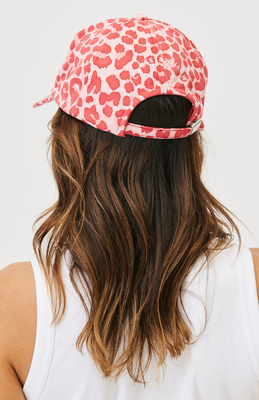 Sonnie Cap - Berry Leopard