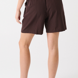 Skye Short - Brunette Pinstripe